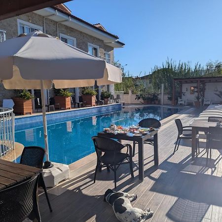 Vespera Hotel Далян Екстериор снимка