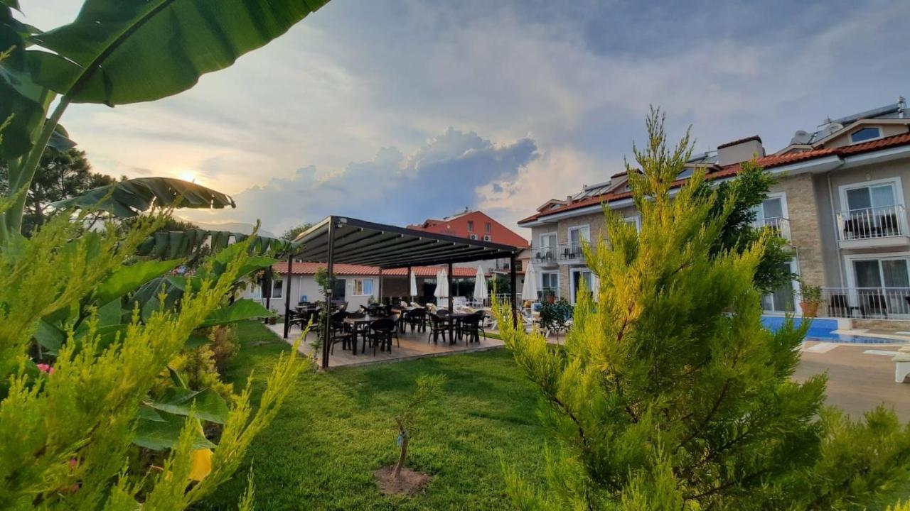 Vespera Hotel Далян Екстериор снимка