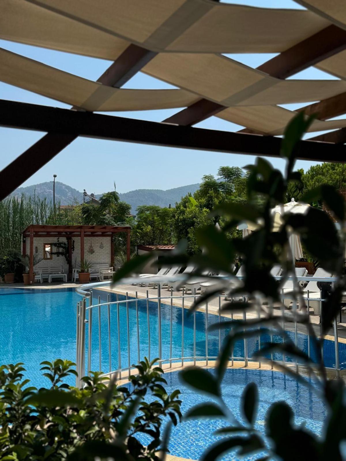 Vespera Hotel Далян Екстериор снимка