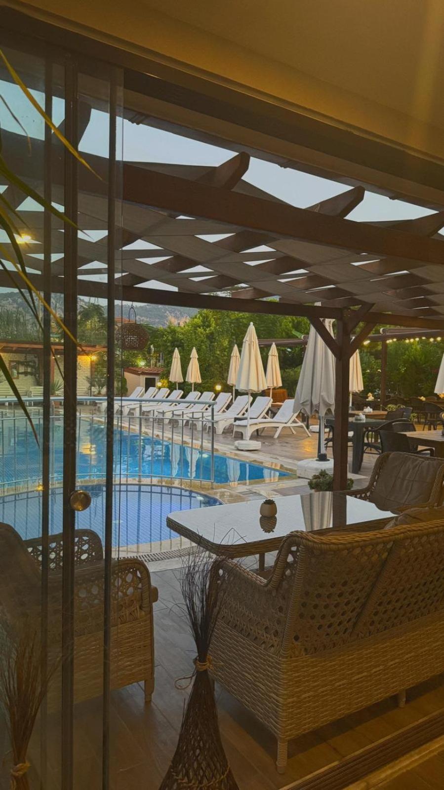 Vespera Hotel Далян Екстериор снимка
