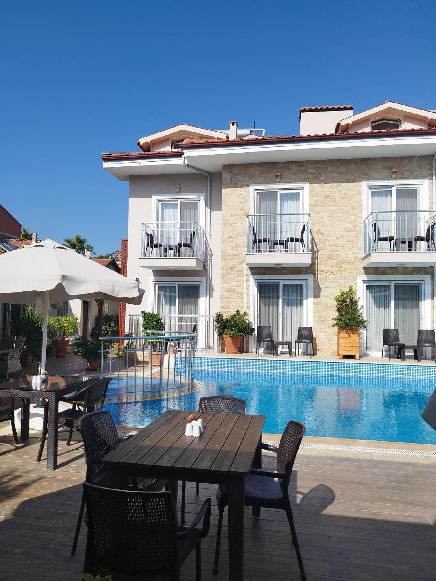 Vespera Hotel Далян Екстериор снимка